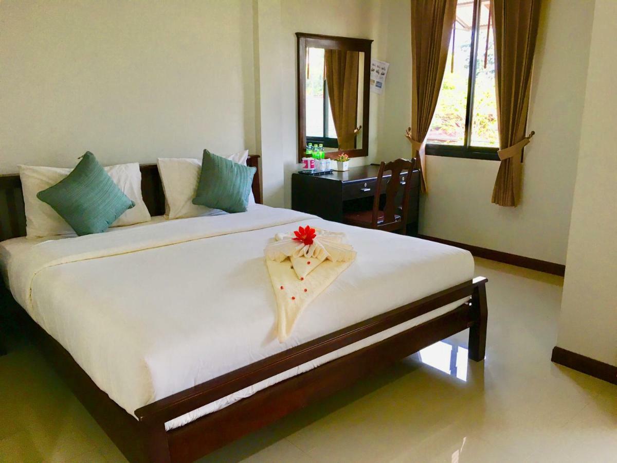 Apartment Phra Ae *