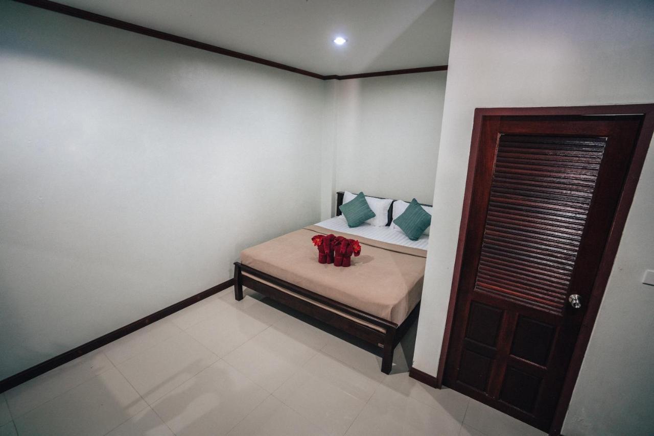 Phra Ae Apartment *