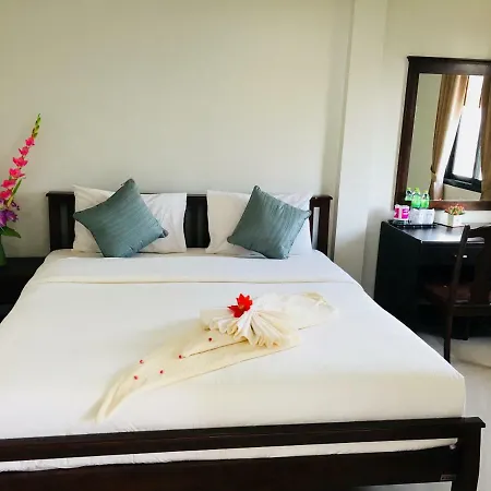 Phra Ae Apartments Ko Lanta Buitenkant foto