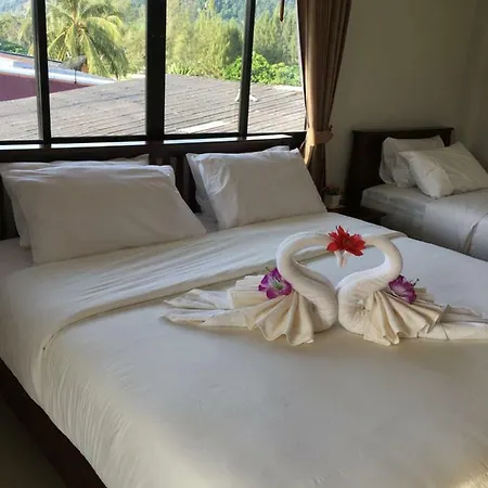 Phra Ae Apartments Ko Lanta Buitenkant foto