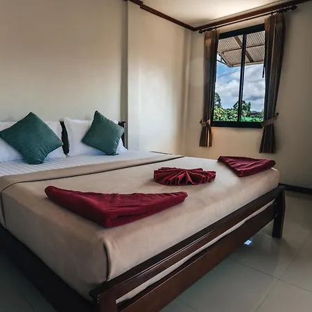 Phra Ae Apartments Ko Lanta Buitenkant foto